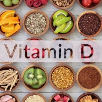 trái cây không phải là nguồn cung cấp chính vitamin D, nhưng nhiều loại trái cây có thể giúp hỗ trợ quá trình hấp thụ và tối ưu hóa công dụng của vitamin D trong cơ thể